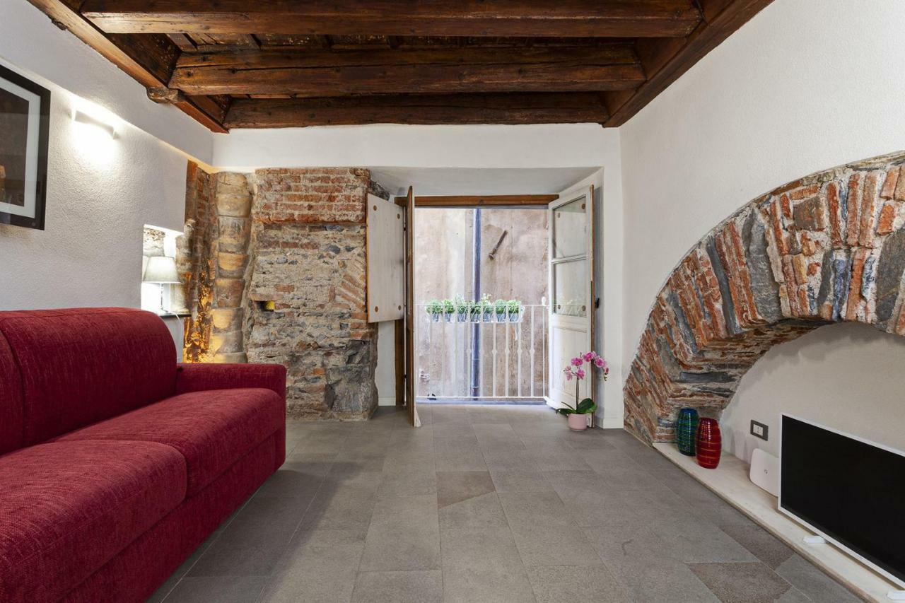 Wood And Stone Apartment In The Historical Center Genova Eksteriør billede